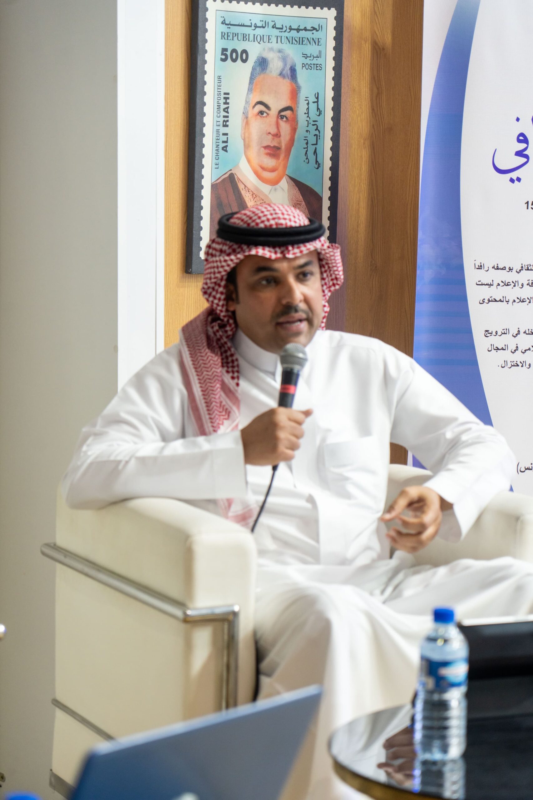 من الحرف إلى التأثير: الثقافة السعودية تتجلى بفكر حمزة كاملي في معرض تونس للكتاب